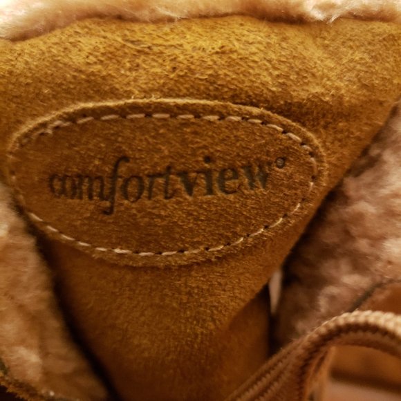 Comfort Veiw Wide Calf Suede Boots! NWOT! - Picture 4 of 11
